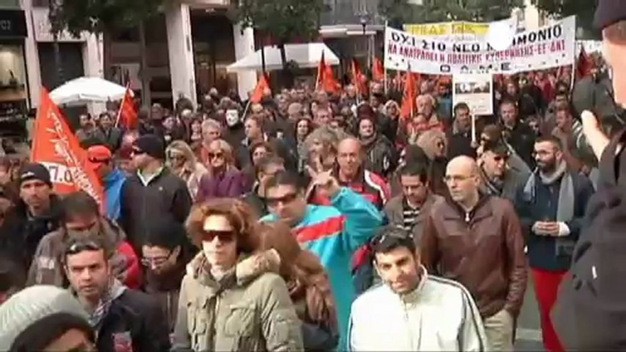 Huelga de funcionarios griegos contra la austeridad