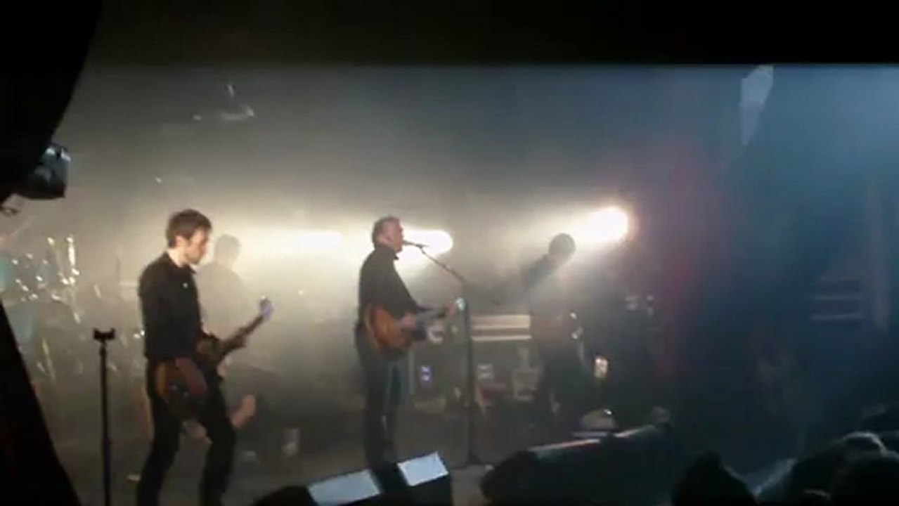 Saez au Bataclan Messine