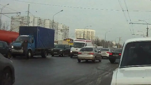 Piéton renversé par une Ambulance