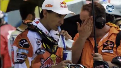 The Moto Inside The Outdoors 2012 E5