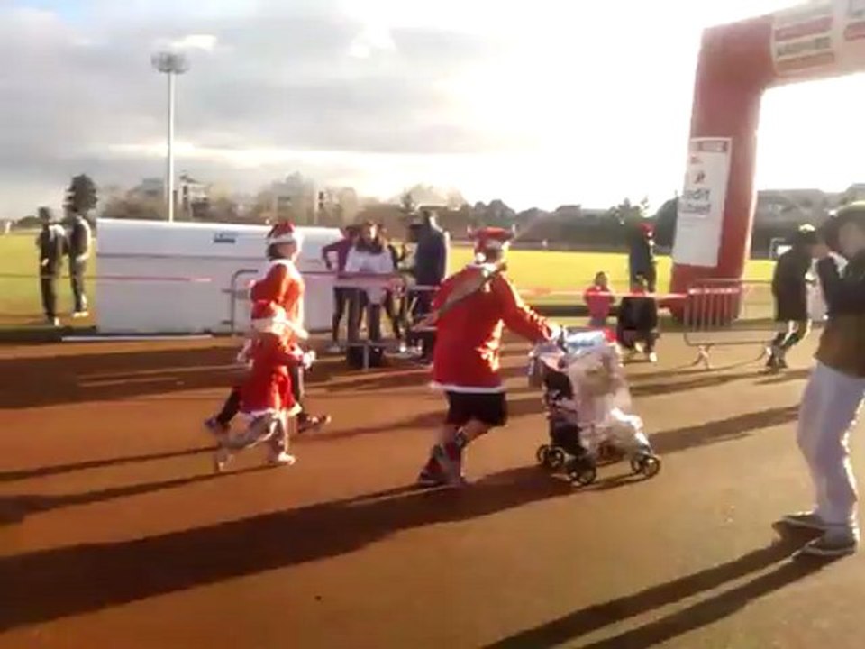 Arrivee famille Pascal WP_20121216_100733Z.mp4