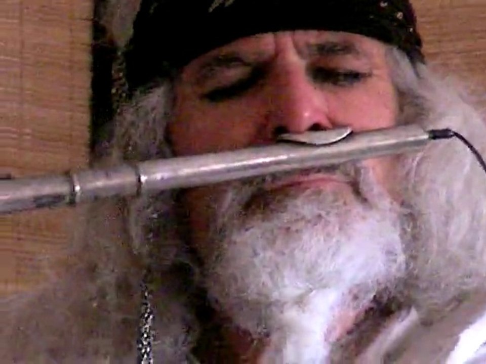 FLUTE NASALE  ET LE PIRATE DES CARAIBES - CLEMATRIX  " J'IRAI JOUER CHEZ VOUS " MUSIQUE DES MONDES