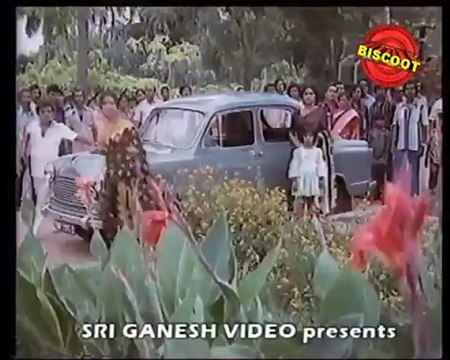Aval Hejje: (Dramatic Scene) Vishnuvardhan, Ambarish, Lakshmi