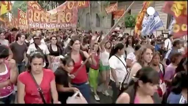 Los sindicatos protestan contra el Gobierno argentino en...