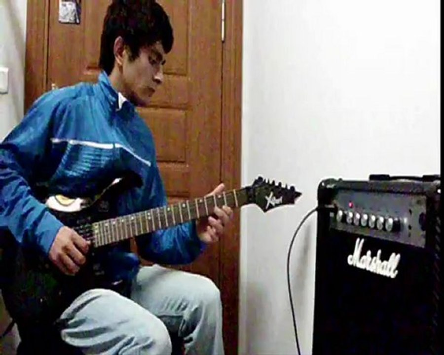 Uzun İnce Bir Yoldayım Elektro Gitar