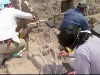 Скелеты с вытянутыми черепами нашли в Мексике