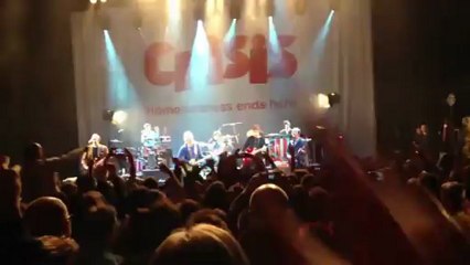 Paul Weller & Bradley Wiggins "That's Entertainment" 'Crisis Gig' - Hammersmith Apollo 19.12.12