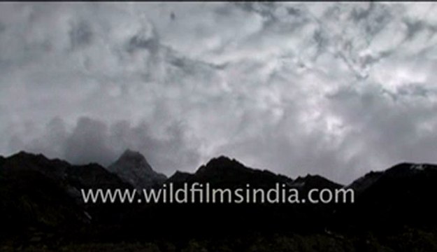 86. Time Lapse of Himalayan Monsoon clouds .mp4