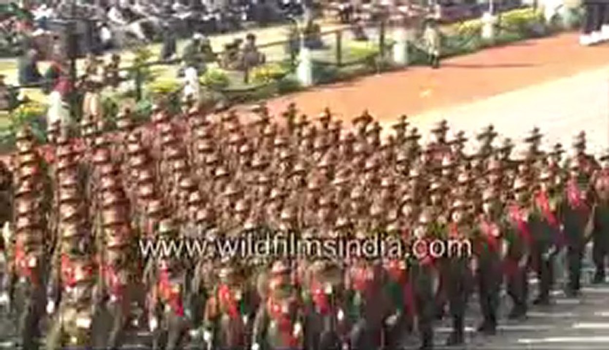95. soldiers marching(republic day).mp4