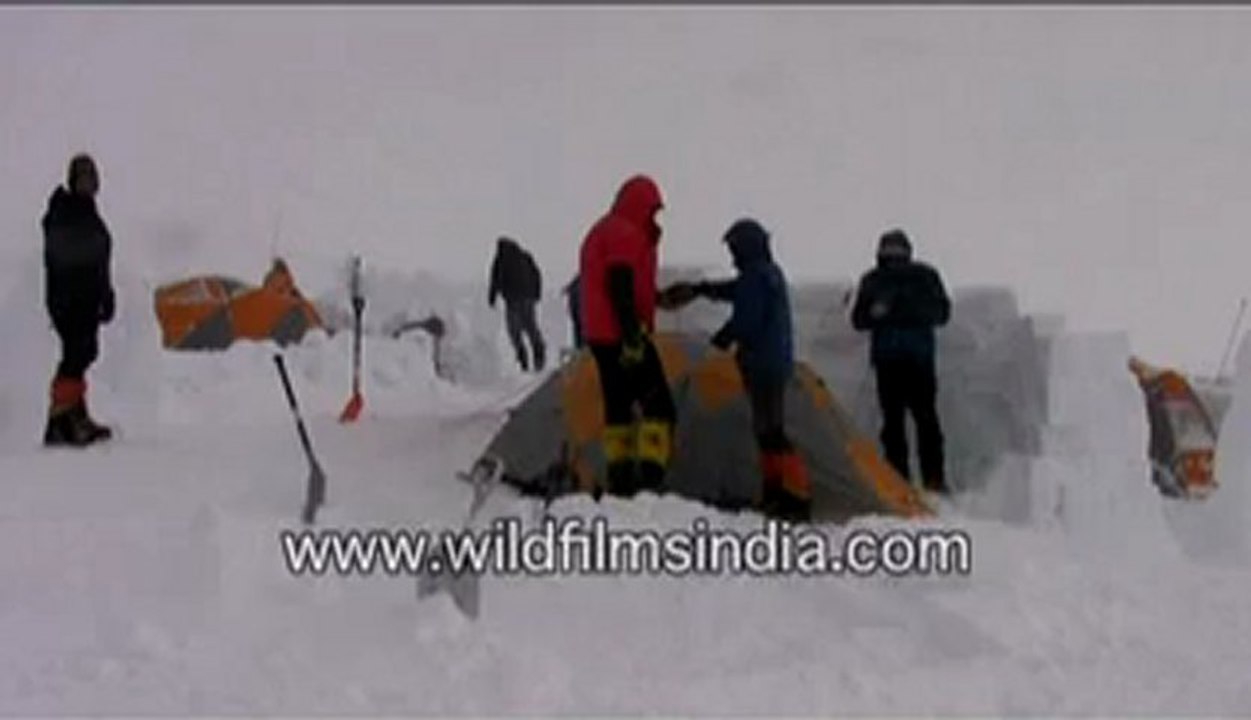 Alaska during a storm-MPEG-4 800Kbps.mp4