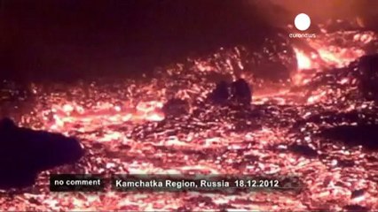 Video herunterladen: Kamchatka Plosky Tolbachik volcano erupts... - no comment