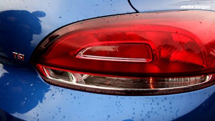 Volkswagen Scirocco vs Vauxhall Astra GTC 2013