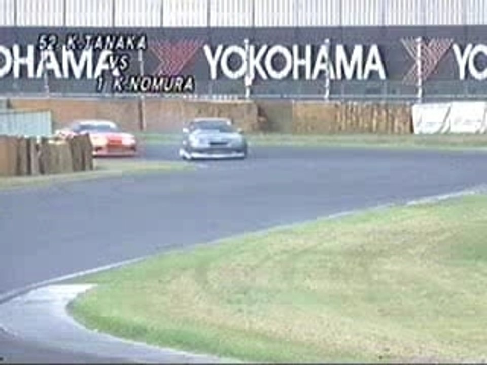 Skyline GTR R34 Vs Nissan Silvia Drift