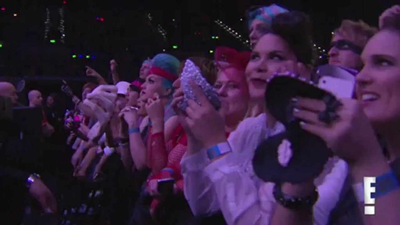 Von Smith Halo Live   Opening Act Performance