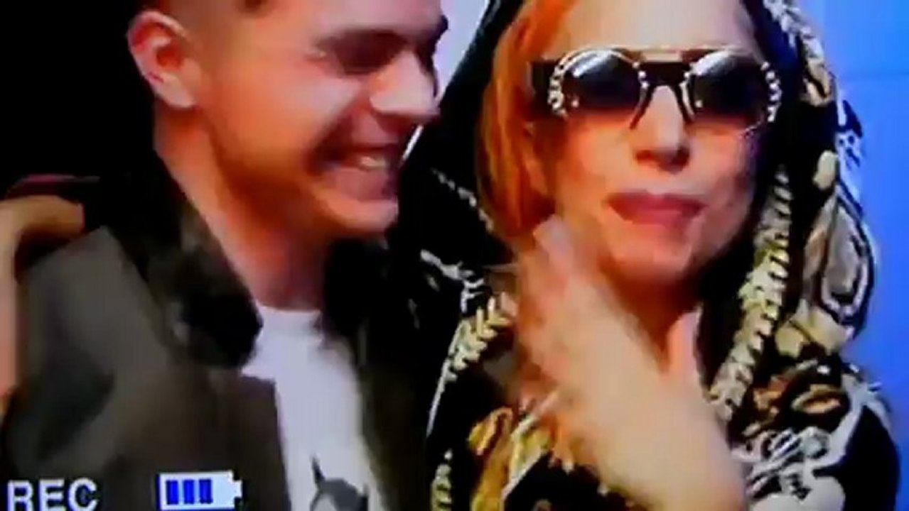 Von Smith & Lady Gaga  Backstage After Show Opening Act