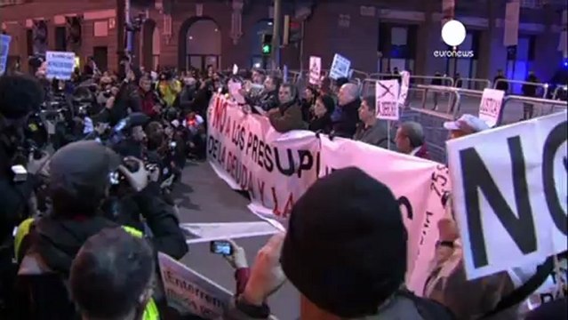 Marcha fúnebre contra los presupuestos más austeros...