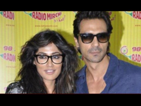 Arjun Rampal & Chitrangada Singh Promotes Inkaar @ Radio Mirchi 98.3 !