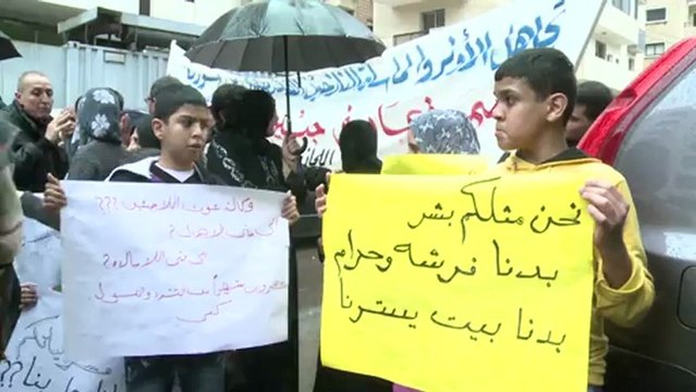 Palestinians flee Syria conflict to Lebanon