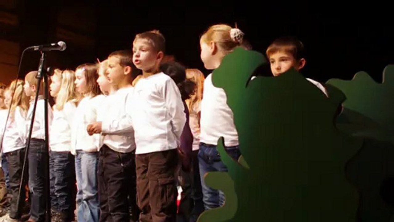 Spectacle Noël école CE1 "We wish you a merry Christmas"