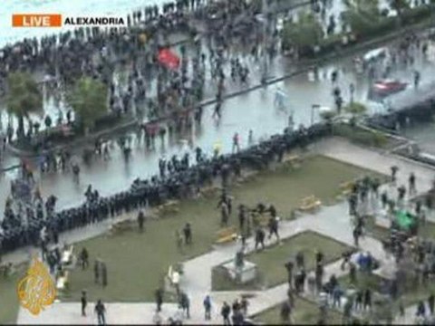 Clashes erupt in Egypt ahead of crucial vote