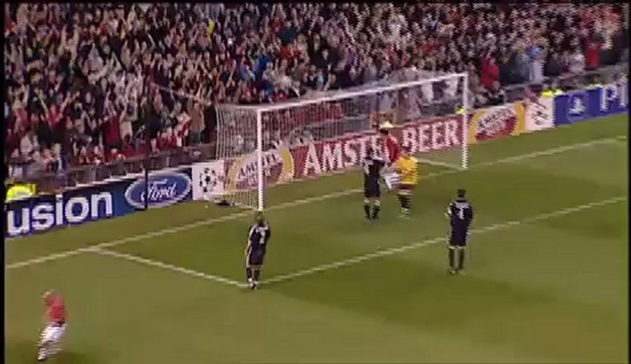 Video  Real Madrid 2003 - Official Manchester United Website2