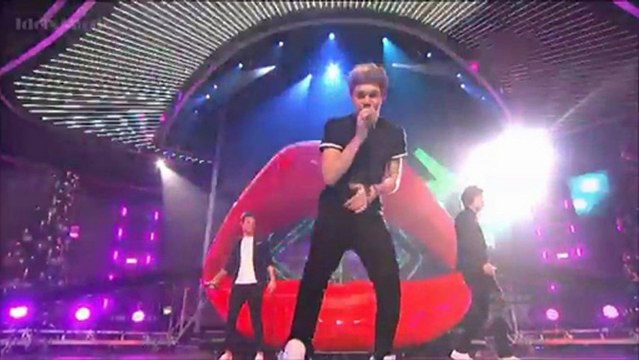 One Direction on X Factor USA carpet highlight performs Performs Kiss You Last Night