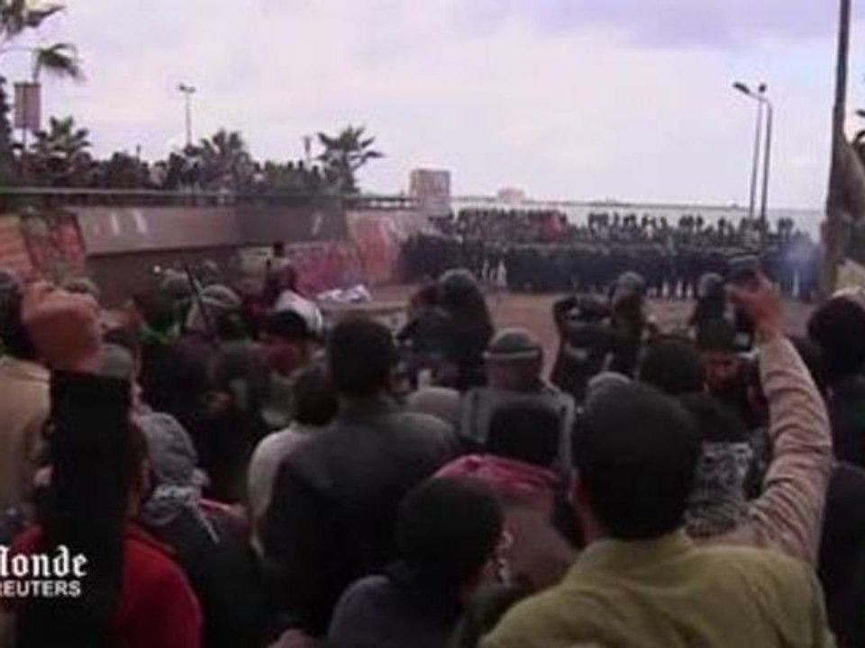 Egypte : heurts à Alexandrie avant la seconde phase du référendum