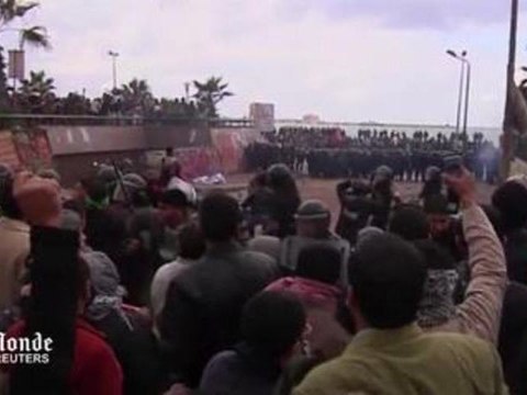 Egypte : heurts à Alexandrie avant la seconde phase du référendum