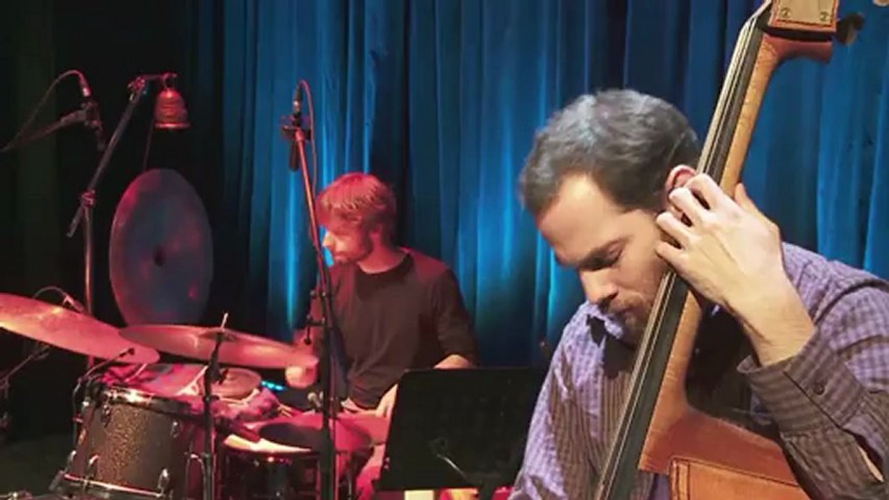 Jen Brown: Promovideo zum Album 'Realities'