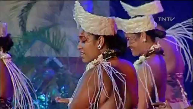 Tahiti Femmes Danseuses Chanteuses !...