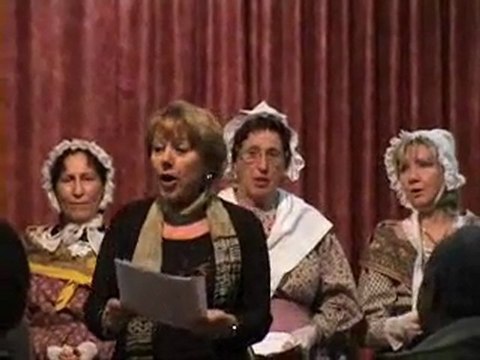 Salernes var 83 Veillée provençale 2012 LEIS AMBOULIGO ROUJO Le nombril rouge Enseignement du Provencal Président Maurice EMPHOUX Salernes var 83