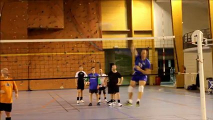 entrainement de volley  Aire sur la lys