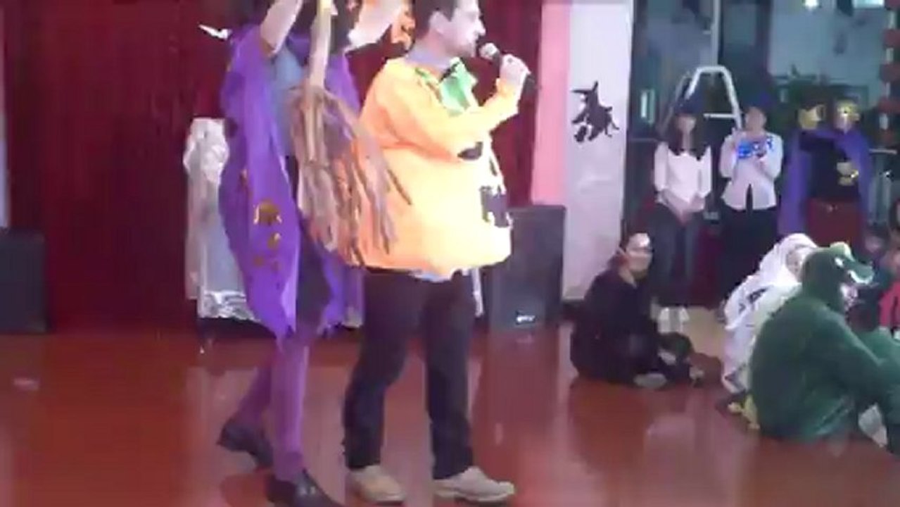 Shengpin "Halloween Skit"