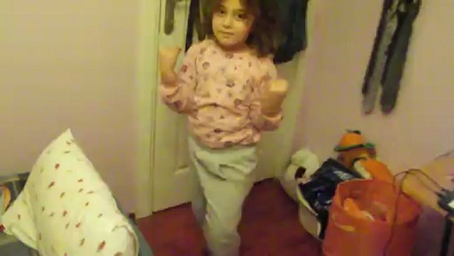 My sister dances with boom boom on live