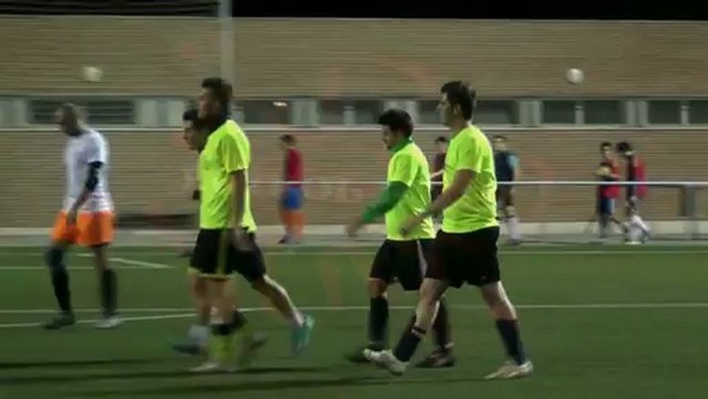 VJ J10: Valencia OutDoor C.F. 4-2 Minipop Pub