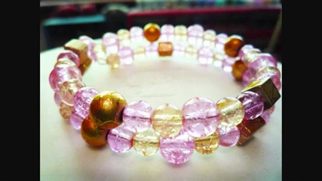 How to Make a Memory Wire Bracelet - Jewelry-making Tutorial