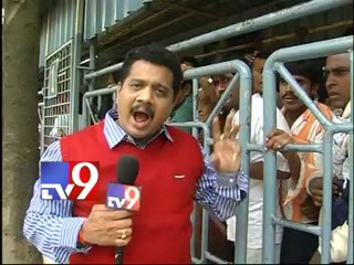 Devotees fire on TTD management