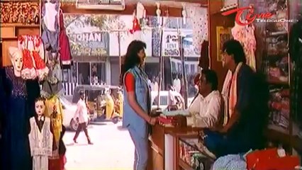 Sudhakar Caught Redhanded To Kota While Shoplifting