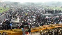 صدامات في تجمع احتجاجي على اغتصاب شابة في الهند