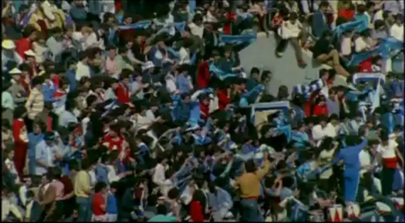 Paulo Roberto Cotechiño centravanti di sfondamento - TRAILER