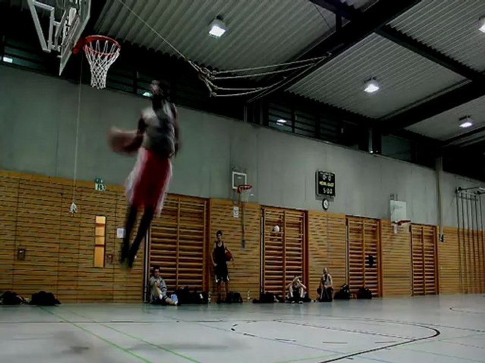 Salu aka Mr. Hangtime