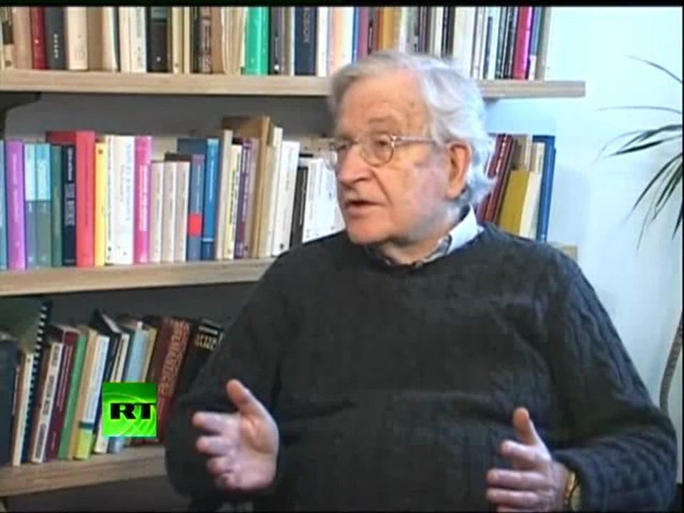 Noam Chomsky on US media, military and nuke-free Middle East