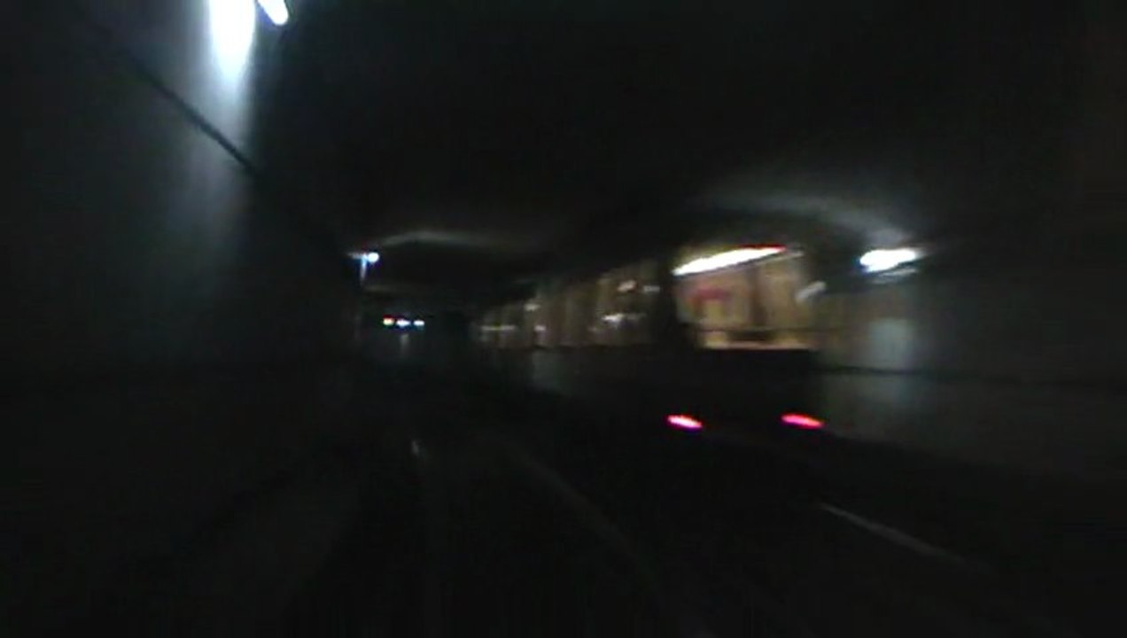 VAL208 NG : Voyage entre les stations Borderouge et Trois Cocus sur la ligne B du métro de Toulouse