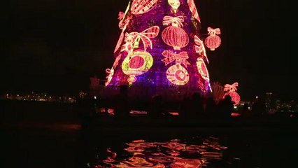 Árvore de Natal na Lagoa encanta Cidade Maravilhosa