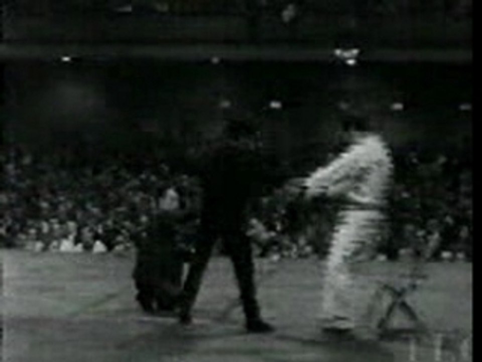 Bruce Lee's One Inch Punch