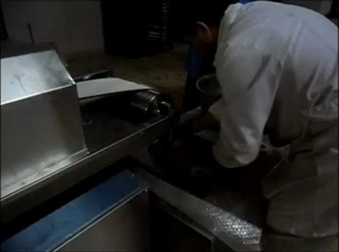 SİMİT MAKİNASI- OTOMATİK KESTART VE SİMİT MAKİNASI- SİMİT MAKİNESİ SİMİT BAGLAMA VE SULAMA MAKİNESİ-WWW.KOPUZMAKİNA.COM