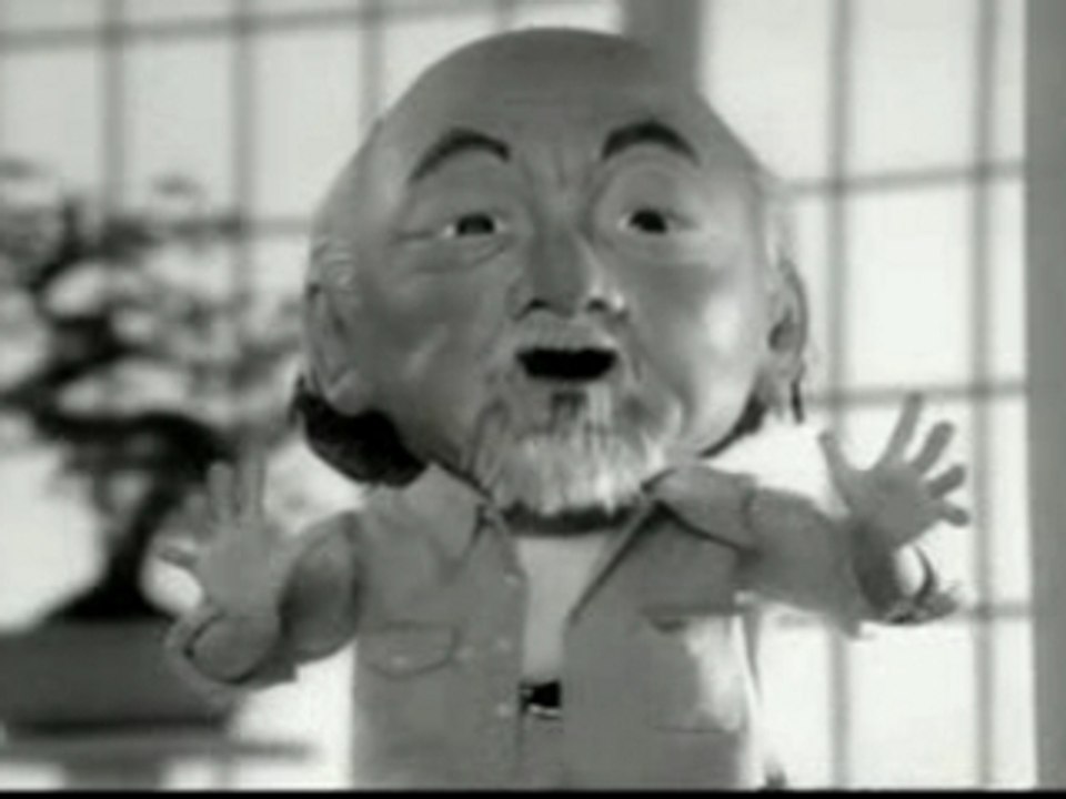 Brisk Bruce Lee VS Daniel Dan