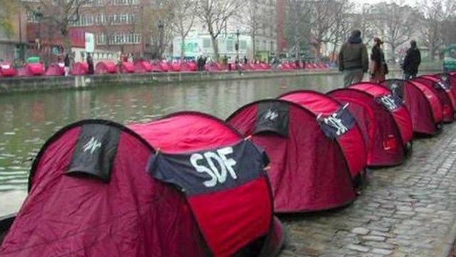 La participation des usagers : SDF, mal logés, sans-abris, prennent la parole et co-décident la politique sociale