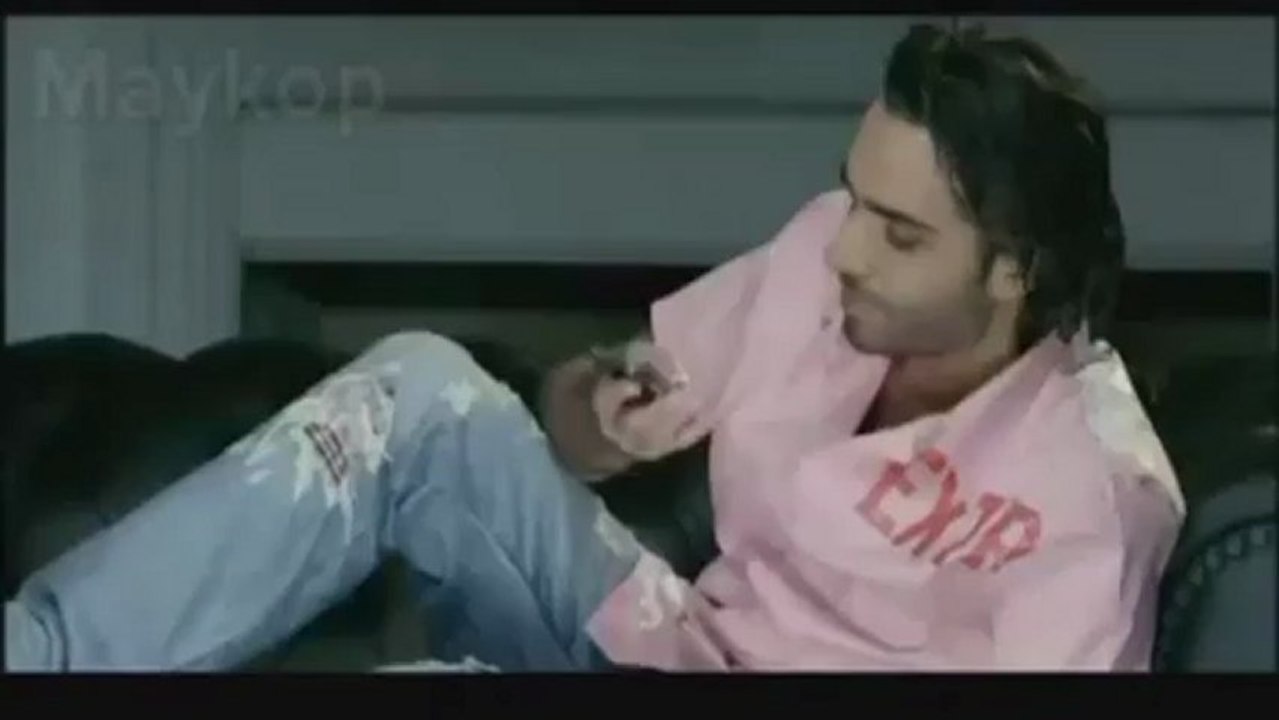 İsmail Yk - Ben Senin Ananın ( Klip ) - www.buldumm.net