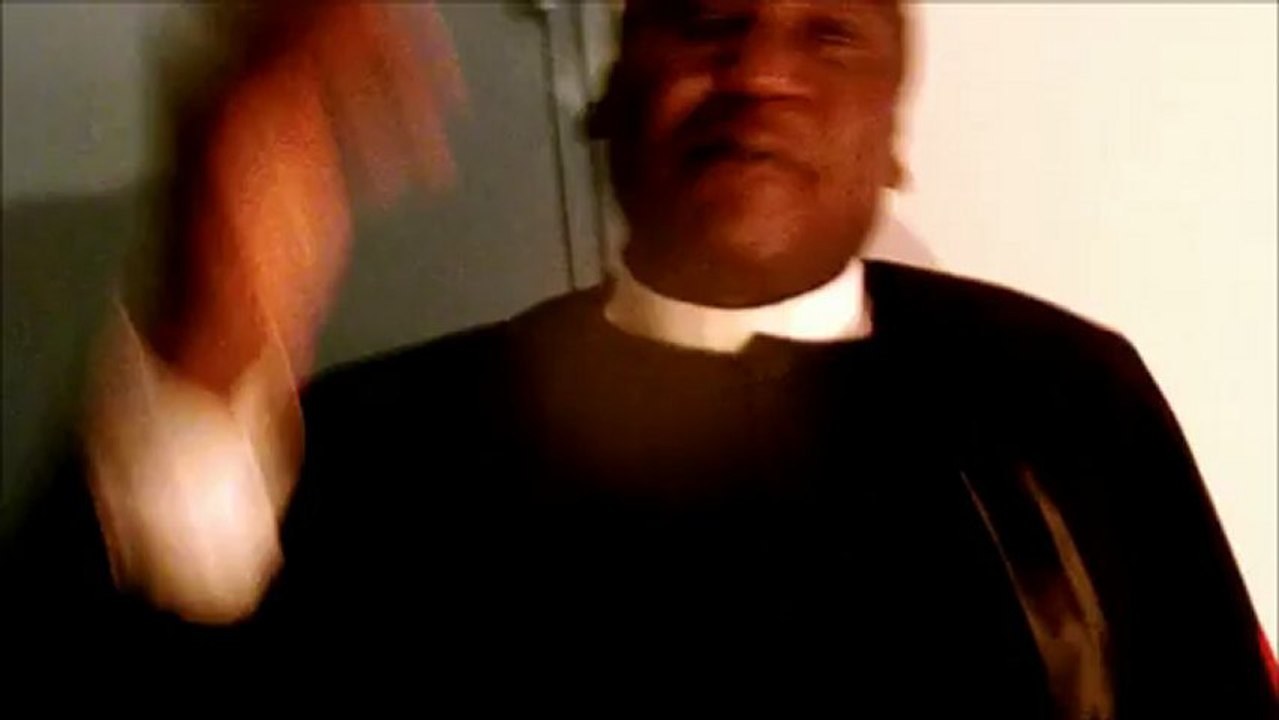 LES HEURES DE NOEL AVEC LE PASTEUR TJOMP JACQUES RENE